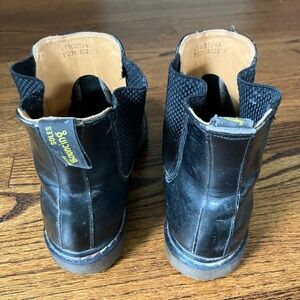 Dr. Martens Black Leather Boots 
England 1990s, Pull-on, Rainbow, Size 42/7